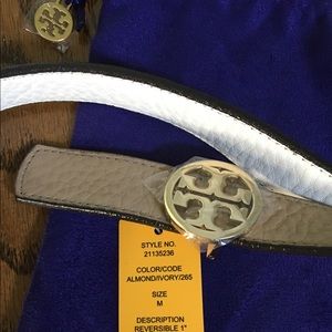Tory Burch Reversible Leather Belt - M